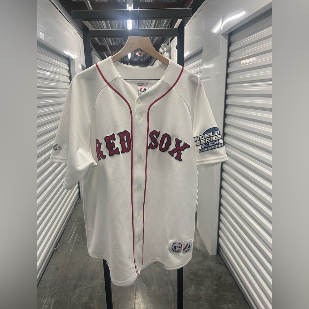 Majestic 2004 Curt Schilling Boston Red Sox World Series Jersey..